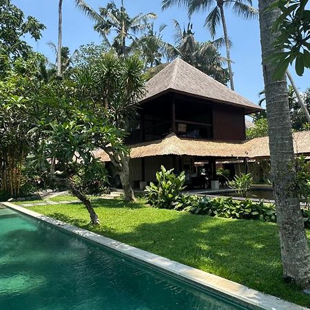 Villa Pantulan Bali Pagetan Екстериор снимка